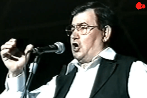 benito diaz interpretando la pasa