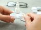 Cómo cuidar las gafas y lentillas: trucos para mantenerlas en buen estado
