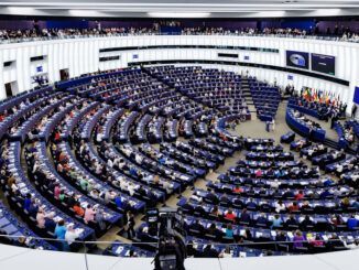 El Parlamento de la Unión Europea reconoce a Edmundo González como «presidente legítimo» de Venezuela a pesar del voto en contra de los socialistas