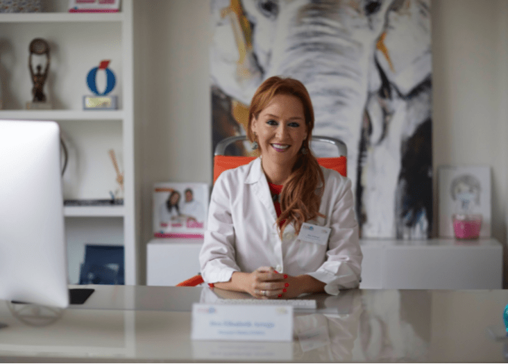 La Dra. Elisabeth Arrojo, referente en la lucha contra el cáncer, se une a la Real Academia Europea de Doctores La Dra. Elisabeth Arrojo, referente en la lucha contra el cáncer, se une a la Real Academia Europea de Doctores