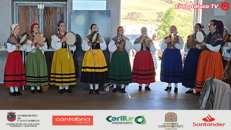 Actuación del Grupo de Folclore de Ribamontan al Mar en el Foro Nacional de Turismo Rural Actuación del Grupo de Folclore de Ribamontan al Mar en el Foro Nacional de Turismo Rural