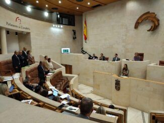 El PSOE, junto al PP y VOX no se unen al minuto de silencio por el genocidio en Gaza propuesto por Paula Fernández