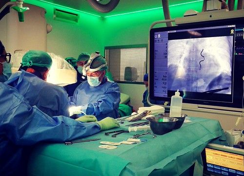 Quirónsalud Córdoba implanta con éxito el primer desfibrilador extravascular retroesternal en un hospital privado de España Quirónsalud Córdoba implanta con éxito el primer desfibrilador extravascular retroesternal en un hospital privado de España