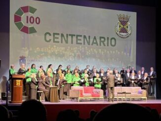 José Ramón Saiz Fernández, presentó el libro «1925-2025 Sociedad Coral de Torrelavega»