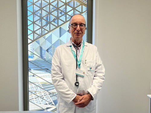 Experto alerta de que los vapeadores contienen sustancias tóxicas que pueden provocar daño pulmonar y alterar el desarrollo cerebral de los adolescentes Experto alerta de que los vapeadores contienen sustancias tóxicas que pueden provocar daño pulmonar y alterar el desarrollo cerebral de los adolescentes