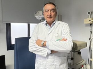 Especialistas alertan del aumento del riesgo de queratitis durante el verano